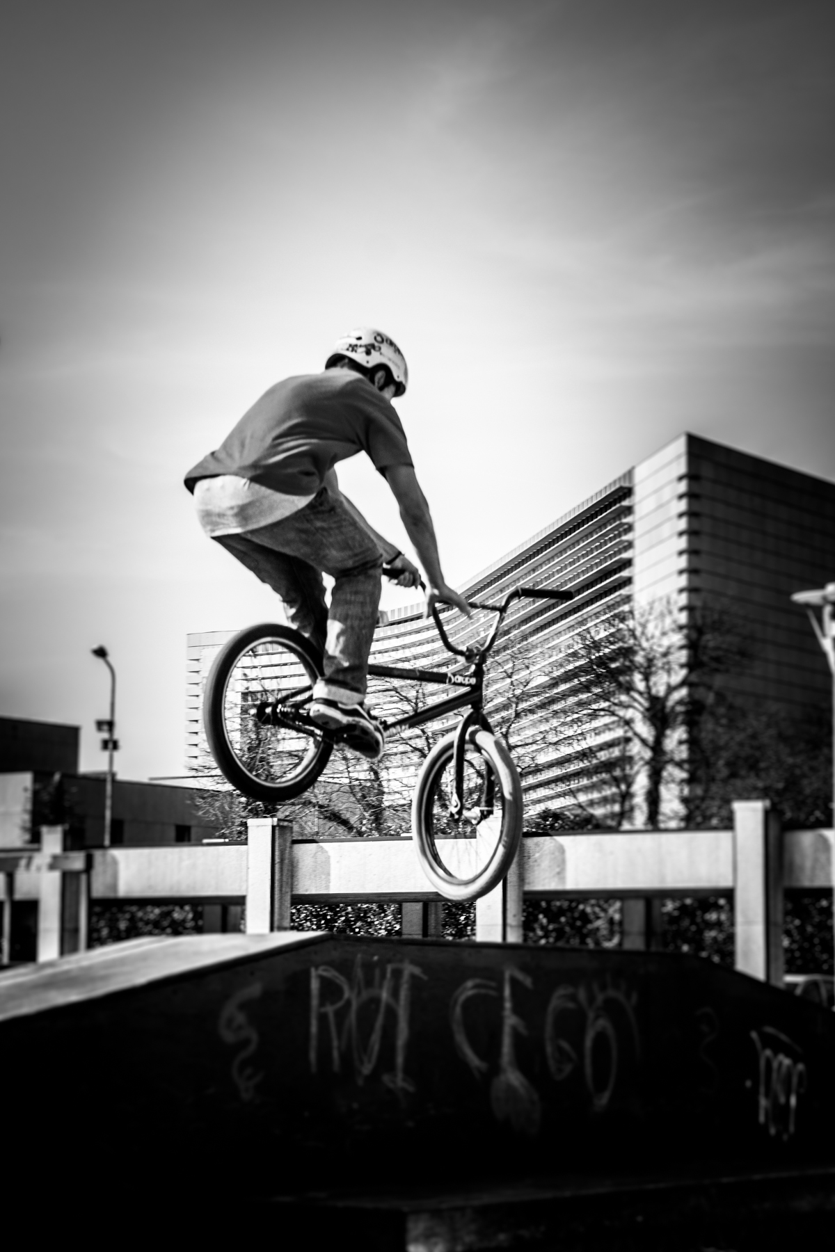 action 03